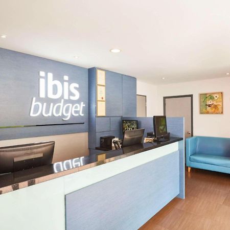 Ibis Budget Singapore Sapphire Екстериор снимка
