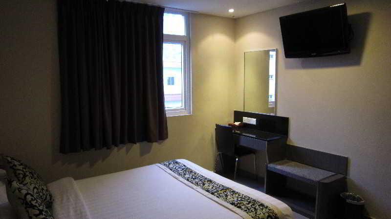 Ibis Budget Singapore Sapphire Екстериор снимка